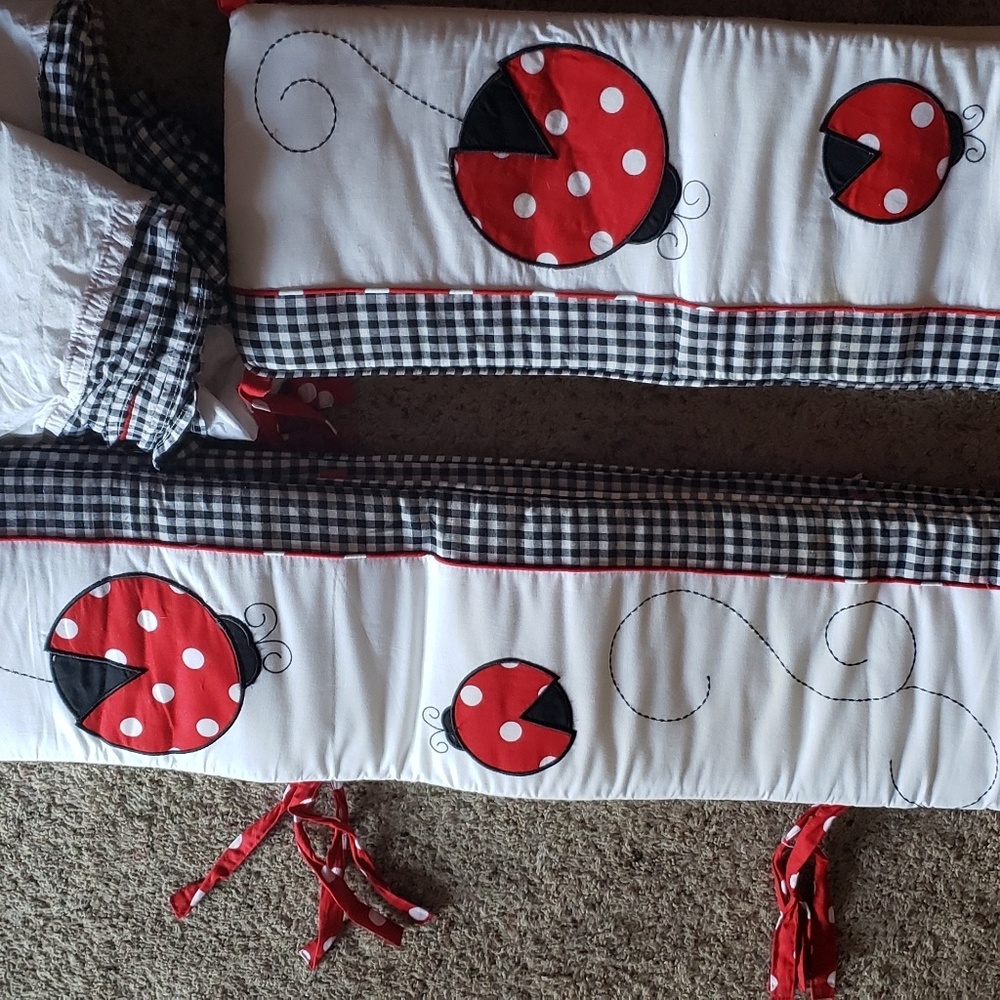 Lady bug crib set